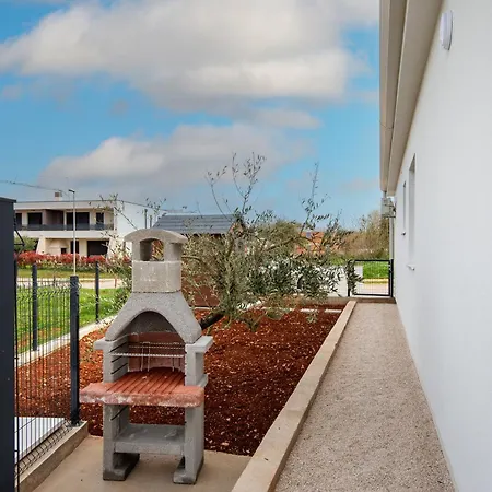 Kuca Za Odmor Finida Vila Umag