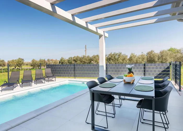 Kuca Za Odmor Finida Vila *